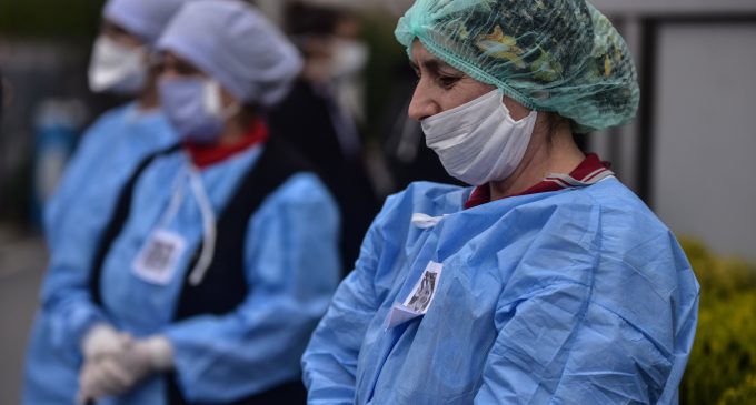 Türkiye’de koronavirüs: Can kaybı 356’ya, vaka sayısı 18 bin 135’e yükseldi
