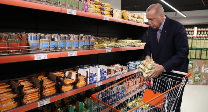 Cumhurbaşkanı Erdoğan’ın market projesine hileli gıdadan 15 kez ceza alan isim atandı