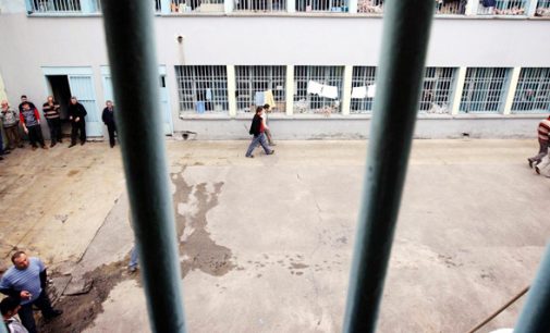 Adalet Bakanı Abdülhamit Gül: 17 hükümlüde koronavirüs tespit edildi, üç mahkum öldü