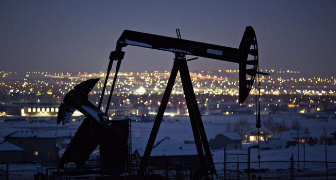 Petrol fiyatlarında tarihi düşüş: ABD ham petrolü 2 doların altını gördü