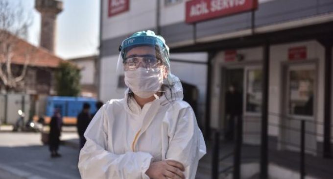 İzmir’de koronavirüs tespit edilen sağlık çalışanı sayısı 447’ye yükseldi