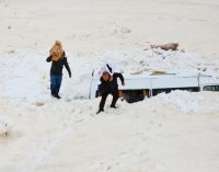 Çığ altında kalan minibüse üç ay sonra karlar eriyince ulaşıldı
