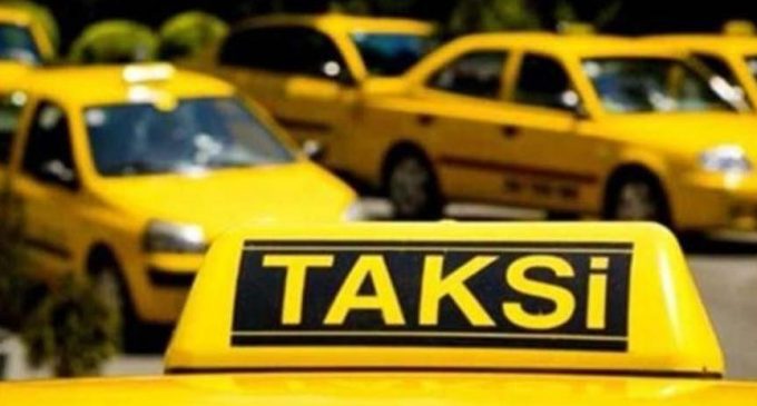 Taksiciden kadın müşteriye tehdit: Gebertirim seni