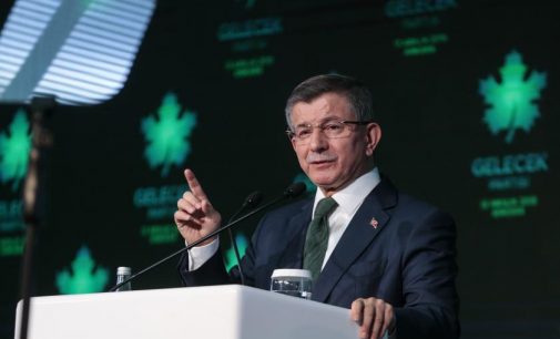 Davutoğlu’ndan Spor Bakanı ve TFF Başkanı’na istifa çağrısı