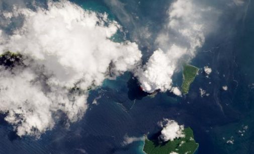 Krakatoa Yanardağı faaliyete geçti: NASA uzaydan görüntüledi