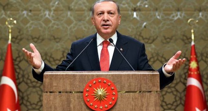 Erdoğan: Sınırlamalar azaltılarak sürecek