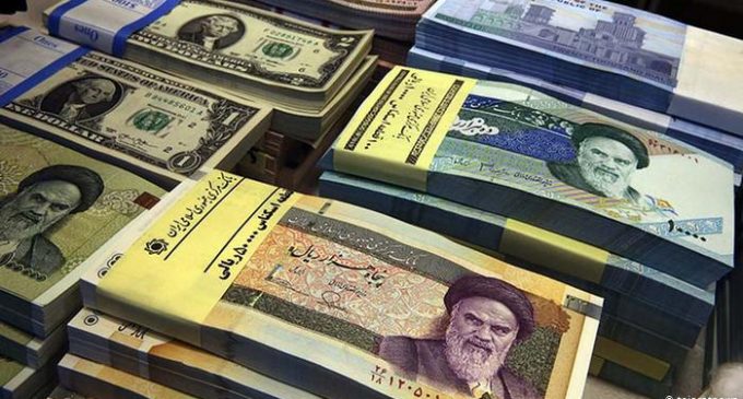 İran riyalden dört ‘sıfır’ atarak tümene geçti