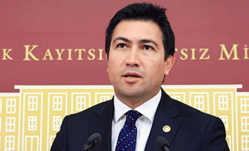 AKP Grup Başkan Vekili Cahit Özkan, ‘FETÖ’ kumpaslarını işte böyle savunmuş