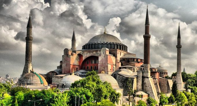 Yunanistan’dan UNESCO’ya ‘Ayasofya’ çağrısı: Yapıt, Atatürk tarafından insanlık mirası olarak bırakılmıştır