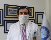 Bilim Kurulu üyesi Prof. Dr. Ahmet Demircan: AVM’lerin önündeki kuyruk akıl alır gibi değil