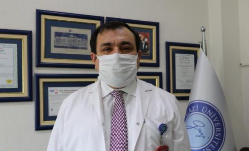 Bilim Kurulu üyesi Prof. Dr. Ahmet Demircan: AVM’lerin önündeki kuyruk akıl alır gibi değil