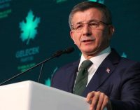 Davutoğlu: Türk lirasını yerin dibine değil, magmaya doğru indiriyorlar