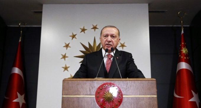MetroPoll araştırmasından sonuçlar: Erdoğan’ın kampanyasına AKP’liler de katılmadı, dört kişiden biri işsiz kaldı