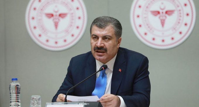 Sağlık Bakanı Fahrettin Koca: ‘Kontrollü sosyal hayat’ tarzına geçiyoruz