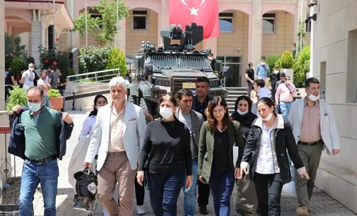 Gözaltına alınan HDP’li 3 belediye başkanı serbest bırakıldı