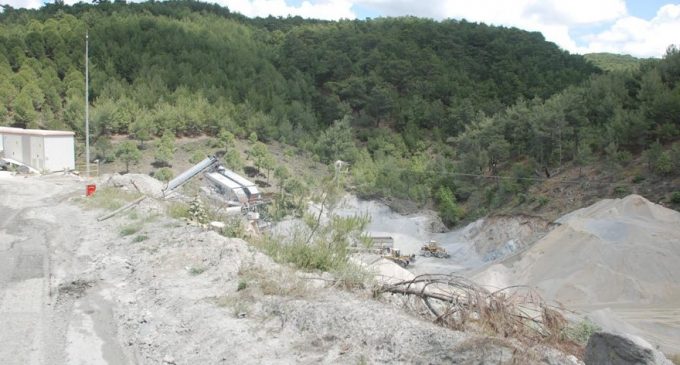 AKP talanı salgın dinlemiyor: İzmir’de 250 hektarlık ‘nitelikli tarım alanı’ taş ocağı için feda edilecek