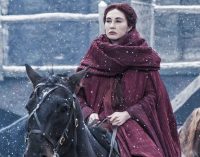 Melisandre, Game of Thrones’un finalini beğenmeyen hayranları nankörlükle suçladı