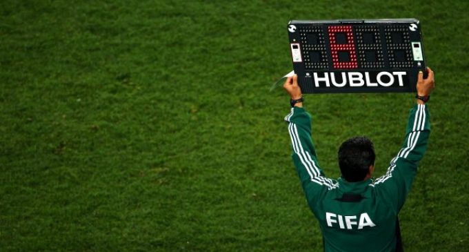FIFA, beş oyuncu değişikliği hakkını uzatma kararı aldı