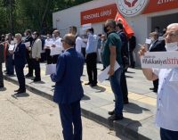 15 Temmuz gazilerinden bakanlık önünde eylem: Toplanan paralar dağıtılmadı, verilen sözler tutulmadı