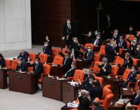 KYK kredi borçlarının düzenlenmesiyle ilgili teklifi AKP ve MHP reddetti