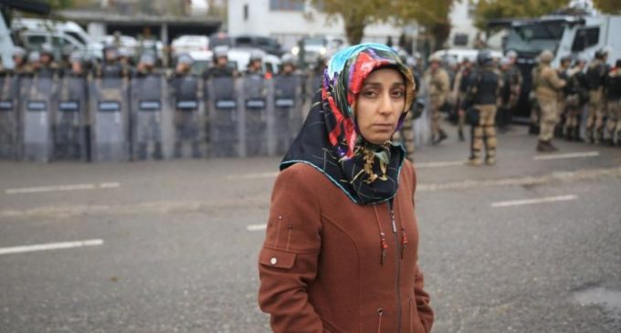 Yerine kayyum atanan HDP’li belediye başkanı gözaltına alındı