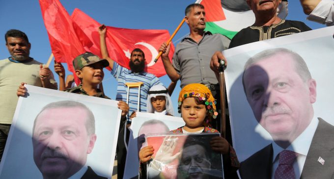 Yurttaşlara IBAN numarası veren iktidar, Filistin’e 5 milyon dolar hibe edecek
