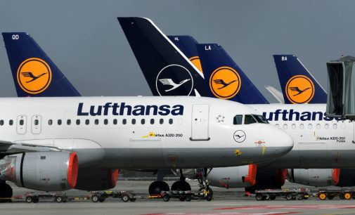 Salgının havayolu şirketlerine faturası kabarıyor: Lutfthansa 22 bin çalışanını işten çıkaracak