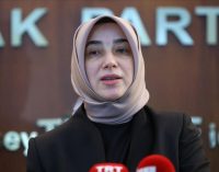 AKP’li Özlem Zengin’in gözünden kadın olmak: Önemli bazı isimlerin eşi bile olamıyordunuz