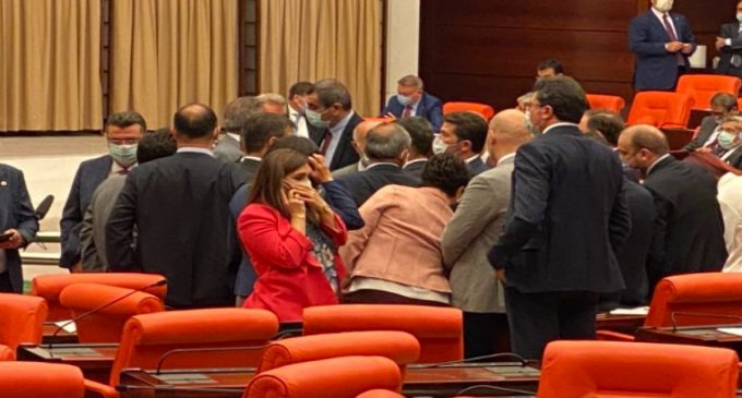 Meclis’teki kavganın ardından Devlet Bahçeli devreye girdi: Olcay Kılavuz özür diledi  