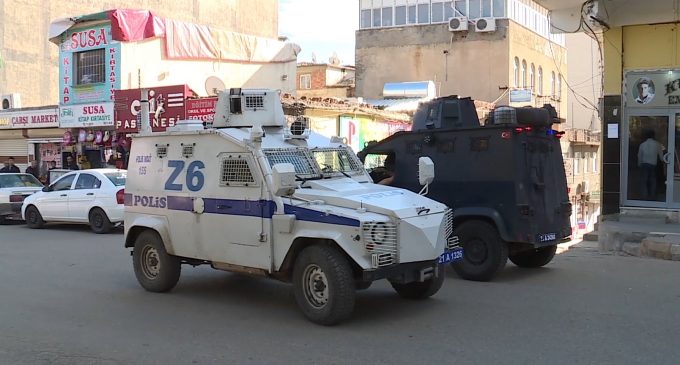Aralarında eski HDP’li belediye başkanlarının da bulunduğu 42 kişi hakkında gözaltı kararı