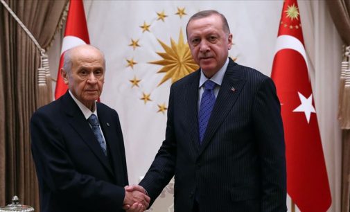 Erdoğan ile Bahçeli anlaştı: Anayasa için “bilim kurulu” oluşturuluyor