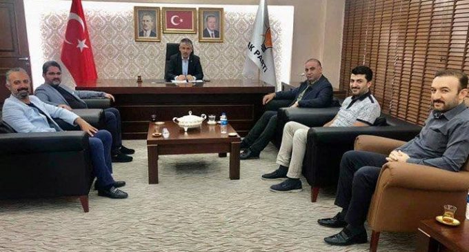 CHP’li vekilden il müdürlerinin AKP ziyaretlerine tepki: Türkiye için utanç vesikasıdır