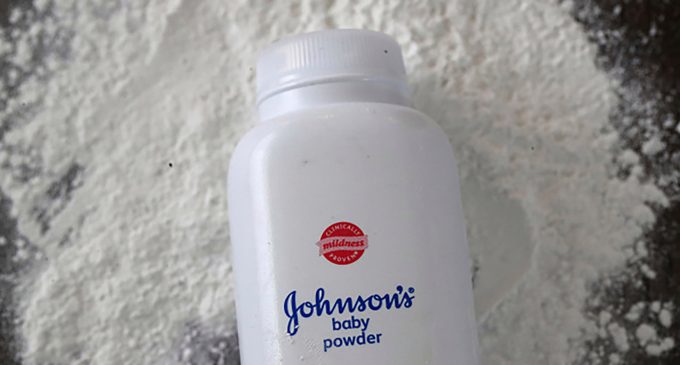 Johnson&Johnson firması talk pudrası satışına son veriyor
