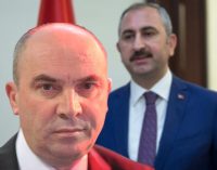 Cumhur İttifakı’nın ‘liyakat’ anlayışı: MHP’li vekil, Adalet Bakanı’ndan mülakat için torpil istedi