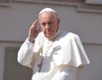 Papa’dan ‘George Floyd’ açıklaması: ABD kendini yenilgiye uğratmıştır
