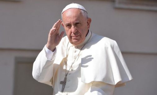 Papa’dan ‘George Floyd’ açıklaması: ABD kendini yenilgiye uğratmıştır