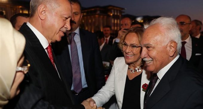 Perinçek AKP yandaşlığında seviye atladı: “Yargı altın çağını yaşıyor” dedi, Habertürk moderatörü bile şaşırdı