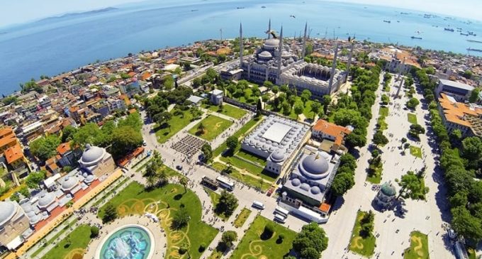 CHP’li Kaboğlu: Topkapı Sarayı da Ayasofya da Sultanahmet de müze olmalı