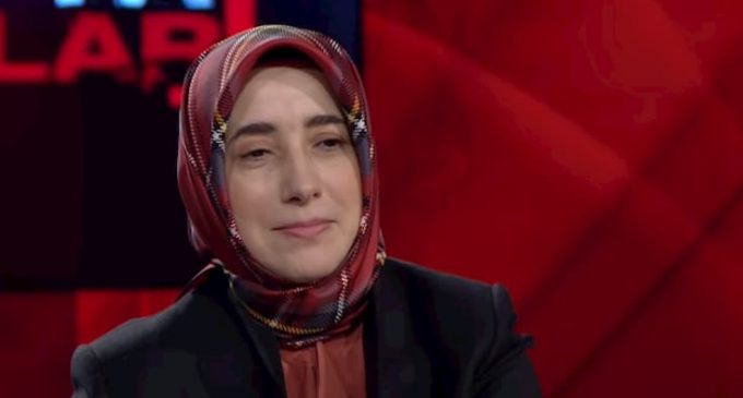 AKP’li Özlem Zengin: AKP gelene kadar Türkiye’de “kadın” kelimesinin adı yoktu