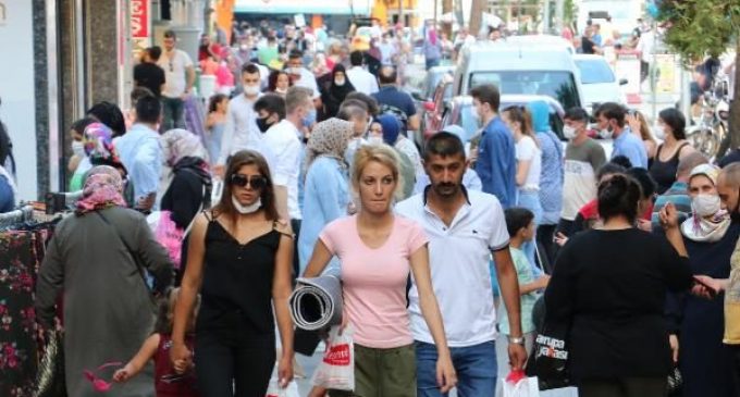 Prof. Tufan Tükek: Testlerde pozitif oranı yüzde 15’e çıktı, salgın İstanbul için yeniden başladı