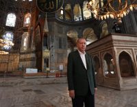 Erdoğan, Ayasofya’da incelemelerde bulundu