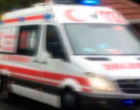 Dolmuş şoförü, ambulans şoförüne saldırdı