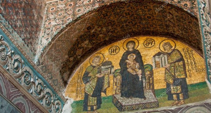 Ayasofya’da ilk namaz için ’15 Temmuz’ tarihi: Mozaik ve fresklerin üstü kapatılacak…