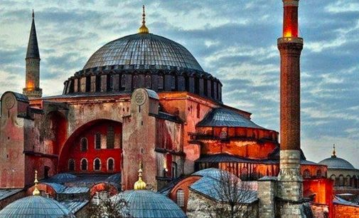 UNESCO’dan Türkiye’ye Ayasofya uyarısı: Statü değişikliği yaşanabilir