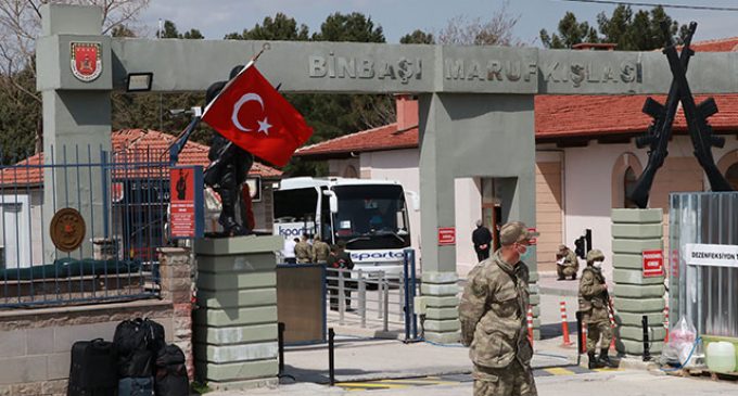 Burdur’da 33 askerde koronavirüs: Bakanlık açıklama yaptı