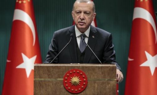 Erdoğan: Tanka yumruk, savaş uçağına levye fırlatan bir milletin önünde kim durabilir?