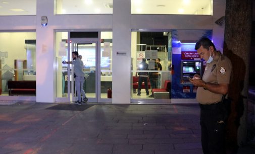 Ankara’da banka soygunu: Kapıyı levyeyle açtılar, evrak kasasını çalıp kaçtılar