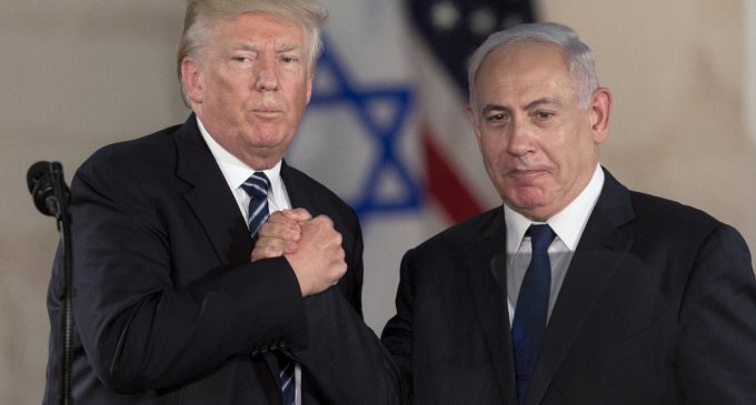 İsrail İran’ın askeri tesislerini hedef alıyor: ‘Trump seçimi kaybetmeden harekete geçmek isteniyor’
