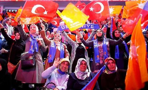 Gezici Araştırma: Kadın seçmenler AKP’den kopuyor