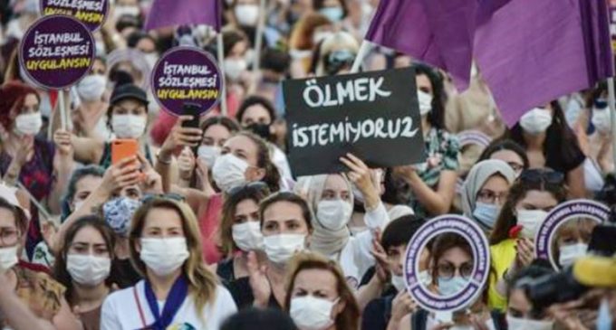 “İstanbul Sözleşmesi’ni tartışmaya açanlar kadın cinayetlerinin sorumlusudur”